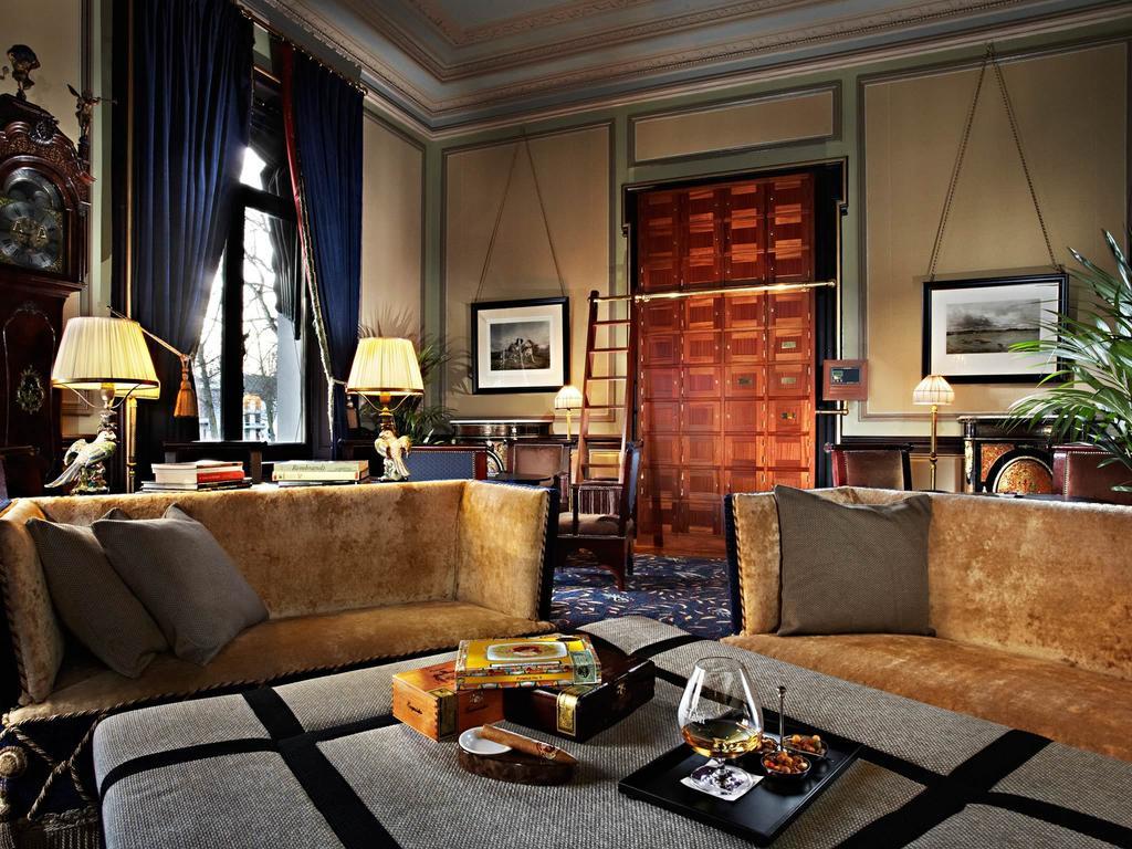 Des Indes 5* The Hague
